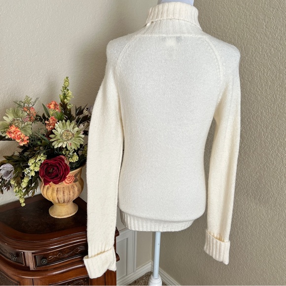 Vintage Sweater Project Fuzzy Turtleneck Sweater - Picture 3 of 9